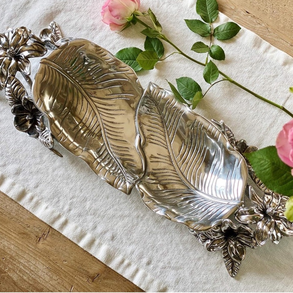 Arthur Court Designs Aluminum Magnolia Flower Centerpiece Tray 24.5 in x 8 in